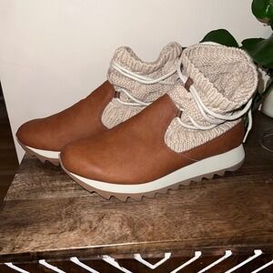 Merrell Women Winter Boots Size 10.5‎ Tan Knit Cuff Lace Up Lug Sole Waterproof